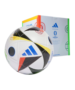 Der Fußballliebe-Replica des Spielball für die UEFA Euro 2024 ab sofort bei UNS !